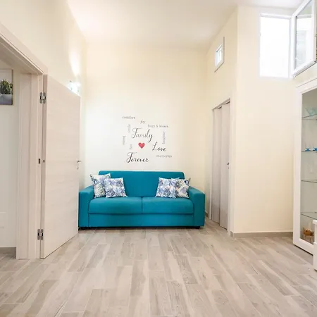 Guesthost - Blu Barion Joyful Apartamento Bari