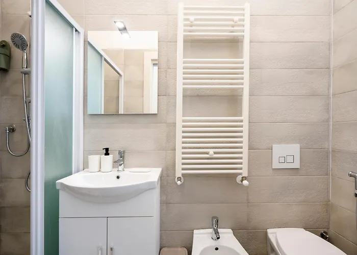 Guesthost - Blu Barion Joyful Apartamento *